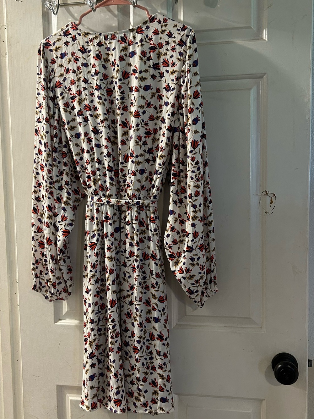 Banana Republic White Floral Long-Sleeve Tie-Waist Dress with Red & Navy Print - Picture 2 of 2